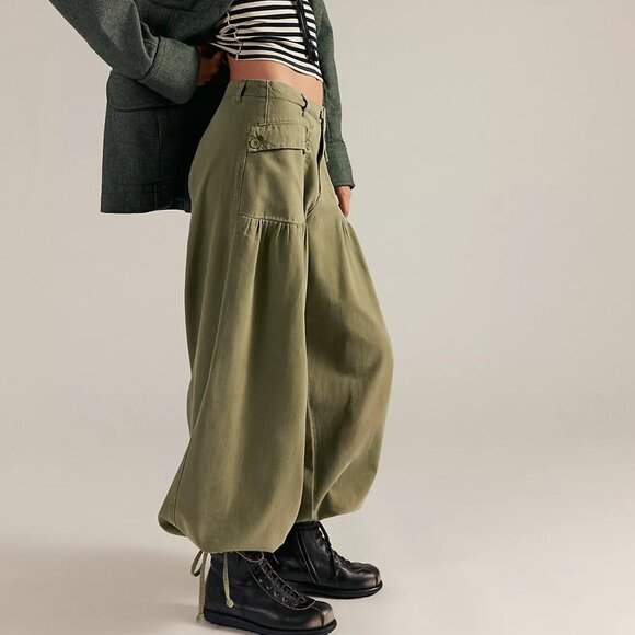 We The Free Lotus Balloon Jeans - Picture 2 of 4